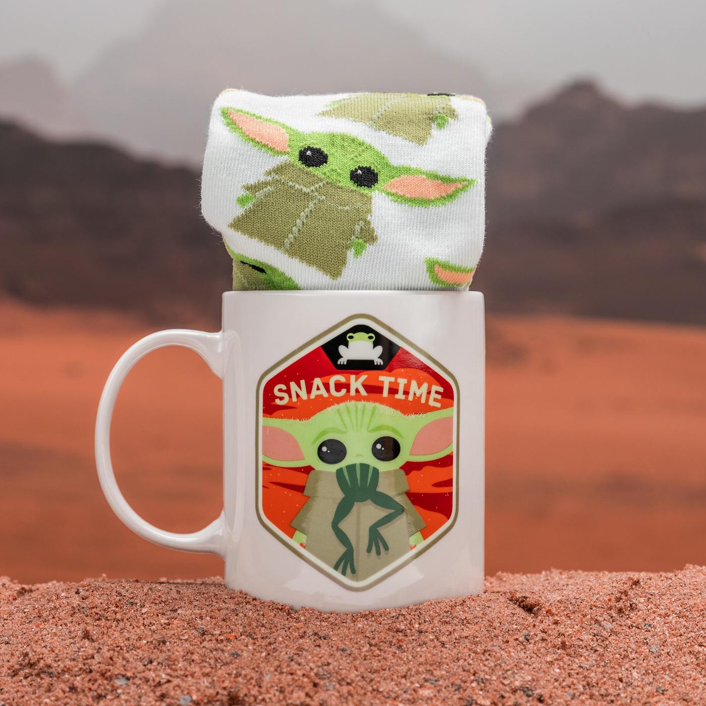 Star Wars The Mandalorian Baby Yoda Mug and Socks Gift Set - Image 5