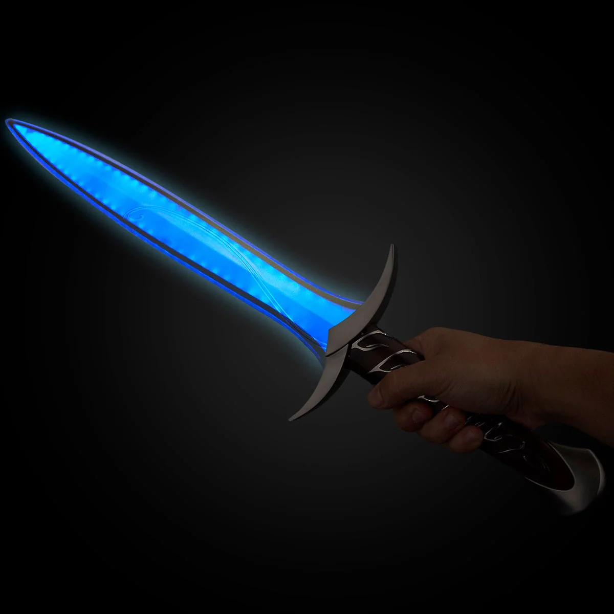 The Hobbit Illuminating Sting Replica Sword with SFX - Image 3