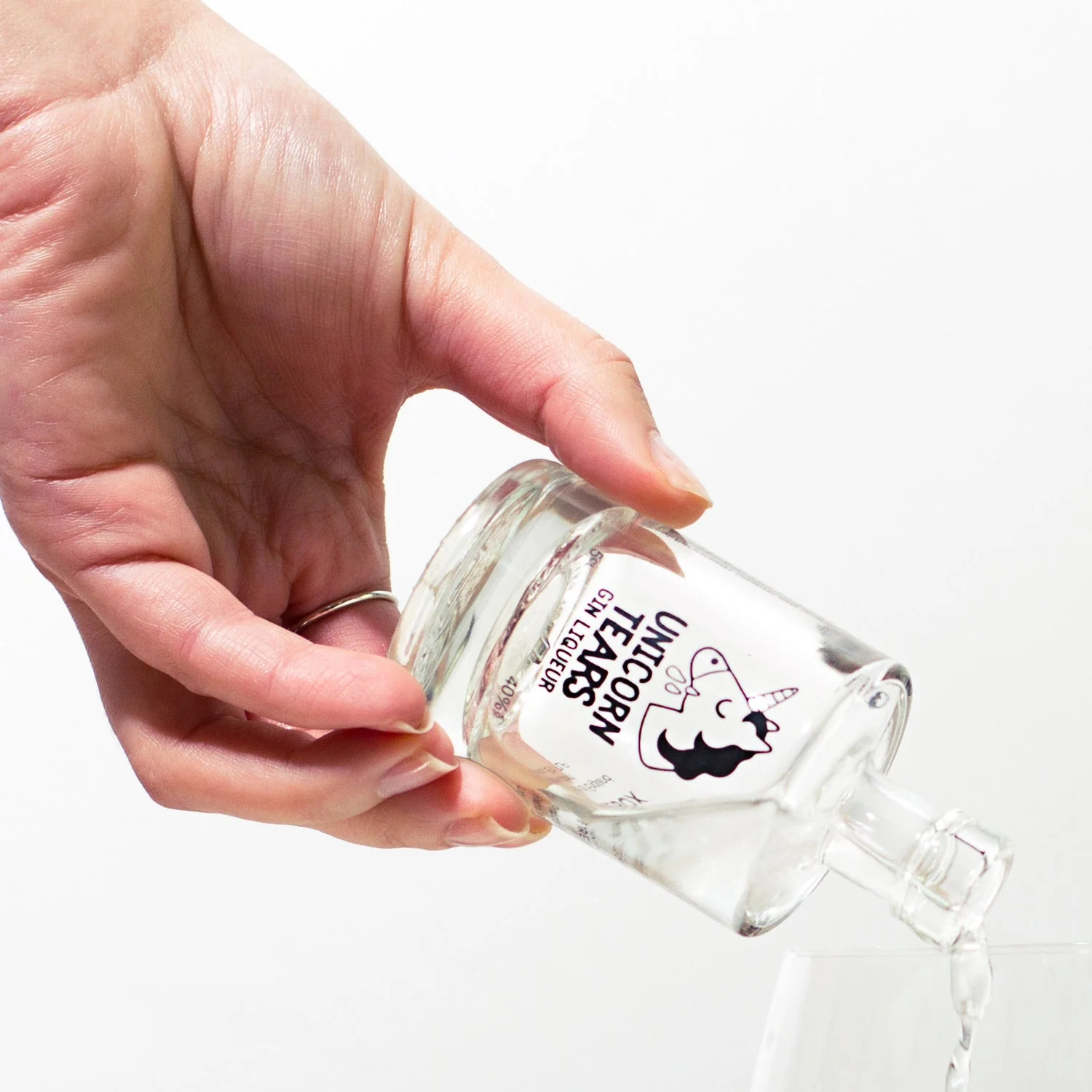 Unicorn Tears Gin Liqueur Miniature - Image 2